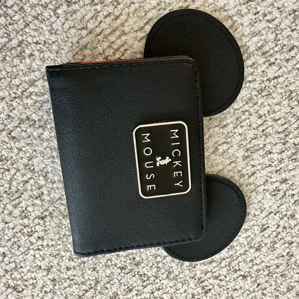 Small Mickey Mouse Wallet